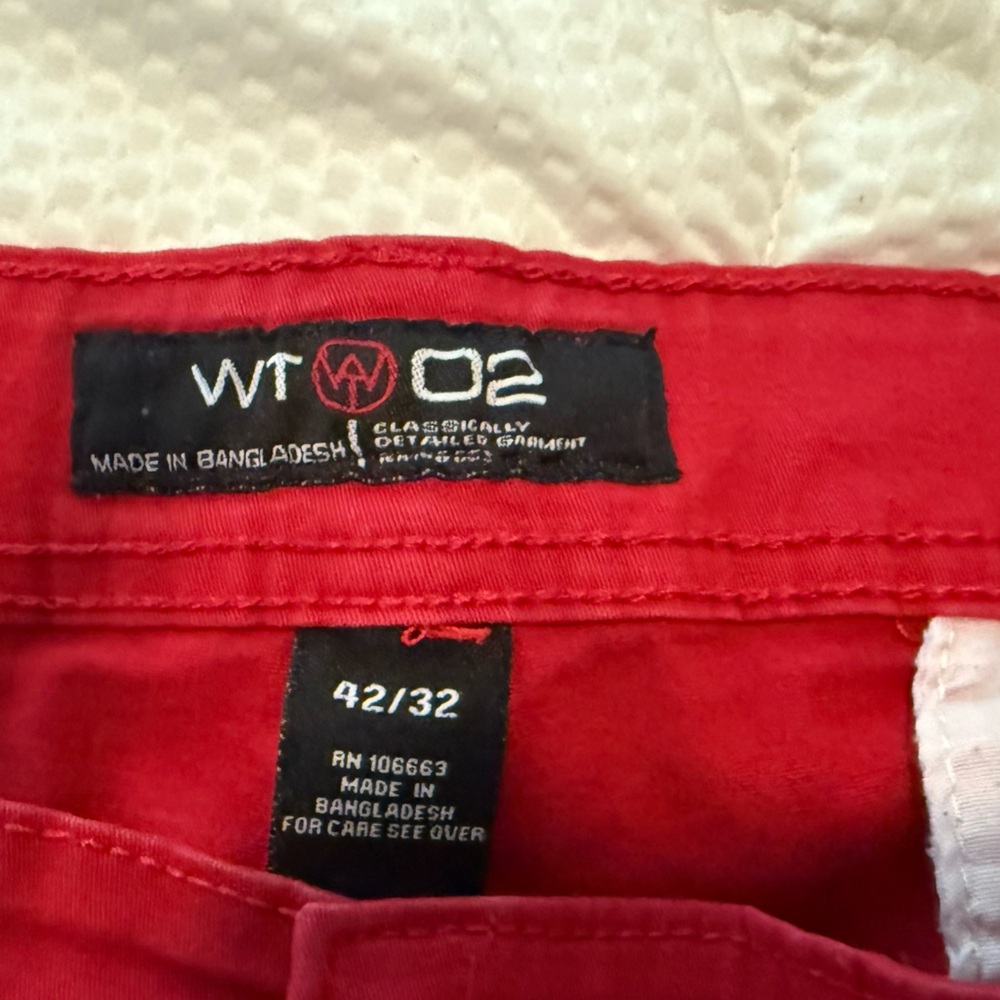 WT02 Men's Red Chinos